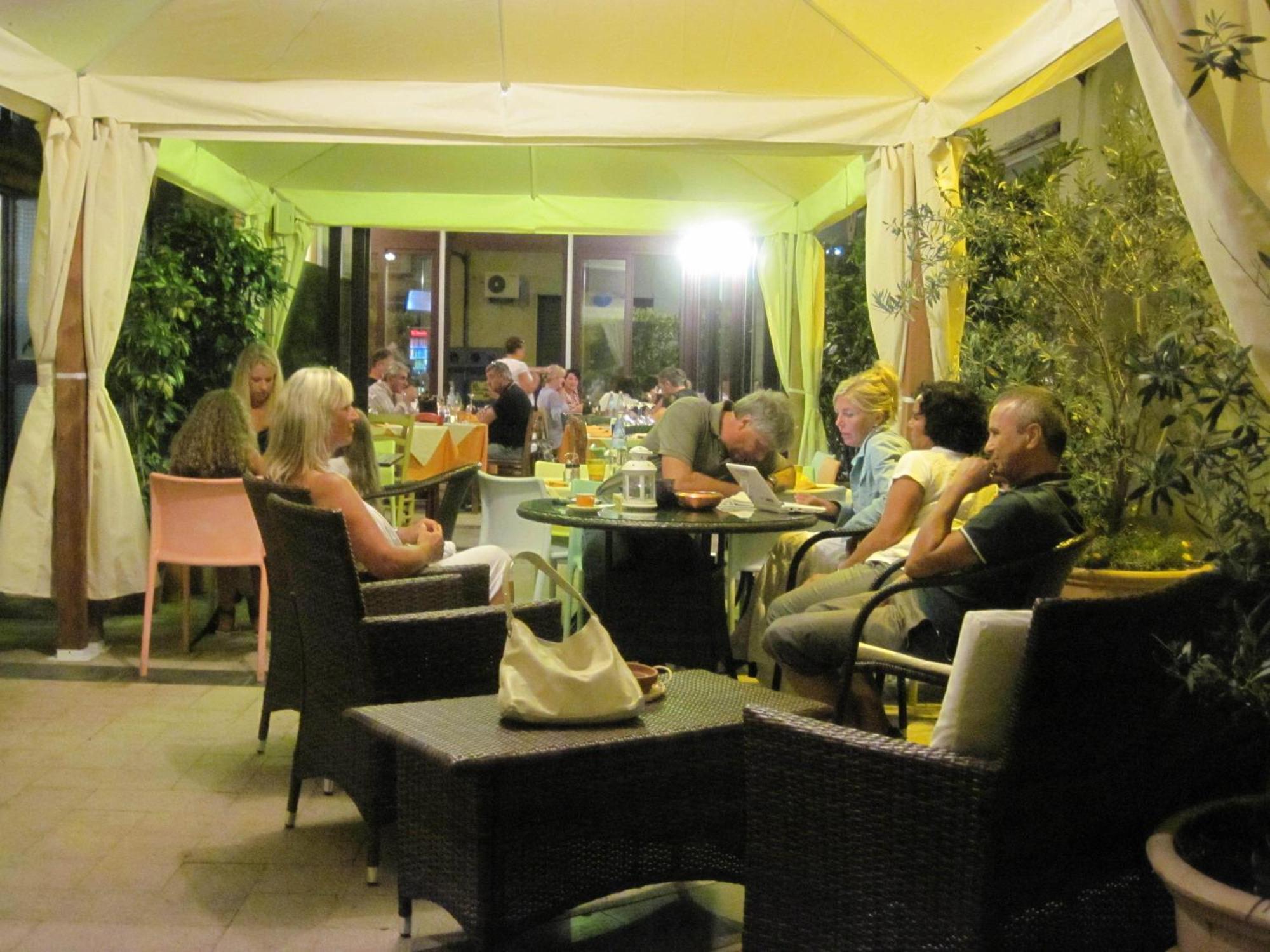 Hotel Il Ponte Cecina (Livorno) Exterior foto